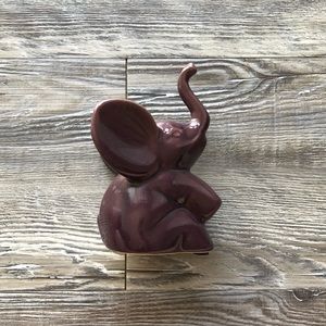 Elephant figurine